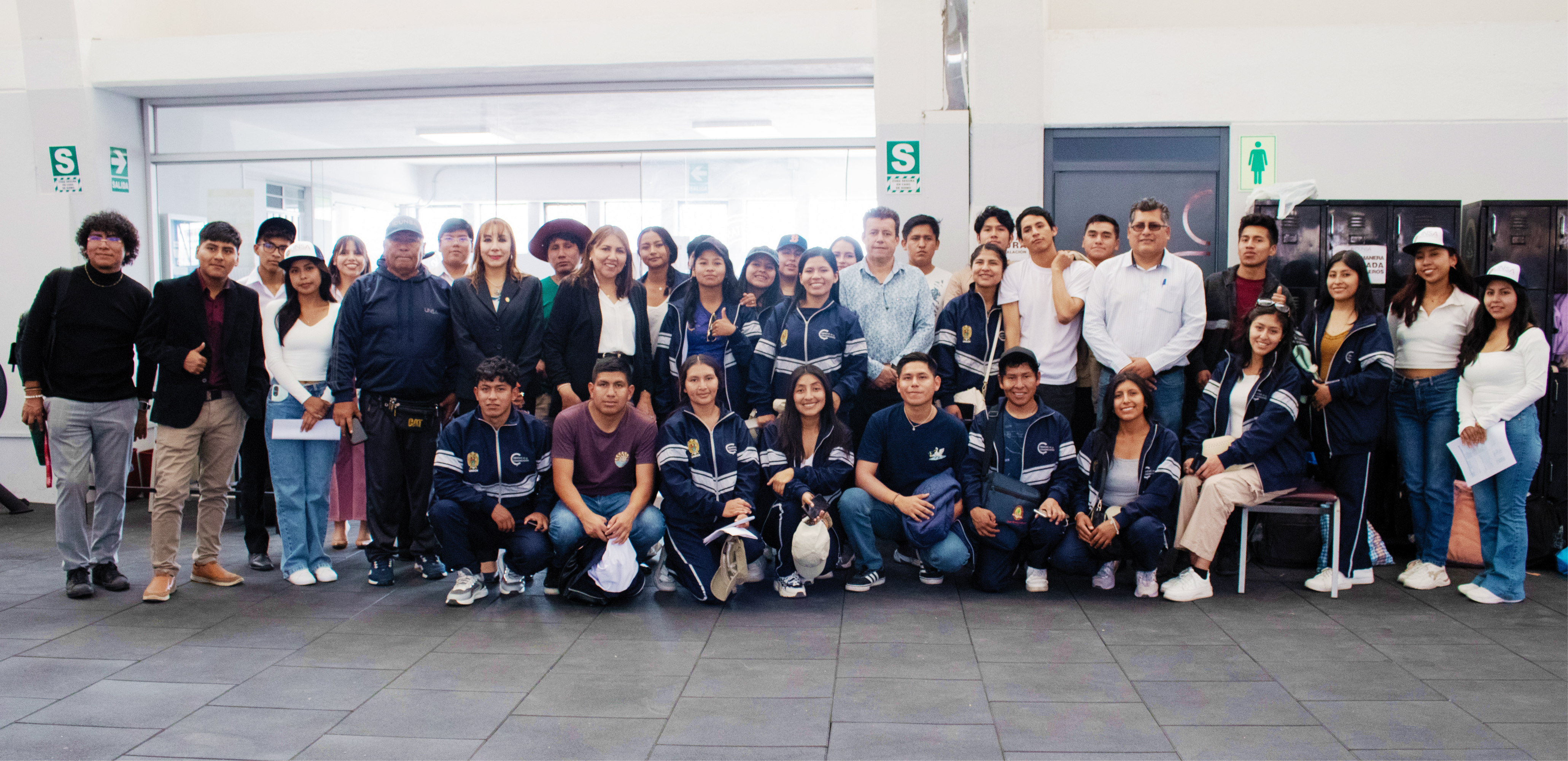 Escuela Profesional de Ciencias de la Comunicación recibió visita de estudiantes de universidad de Ayacucho