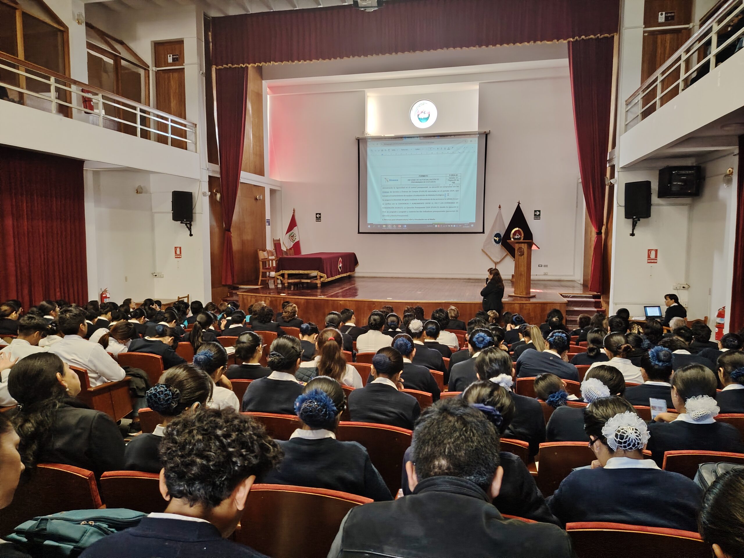 Facultad de Enfermería impulsa acciones clave en su proceso de acreditación ante el SINEACE