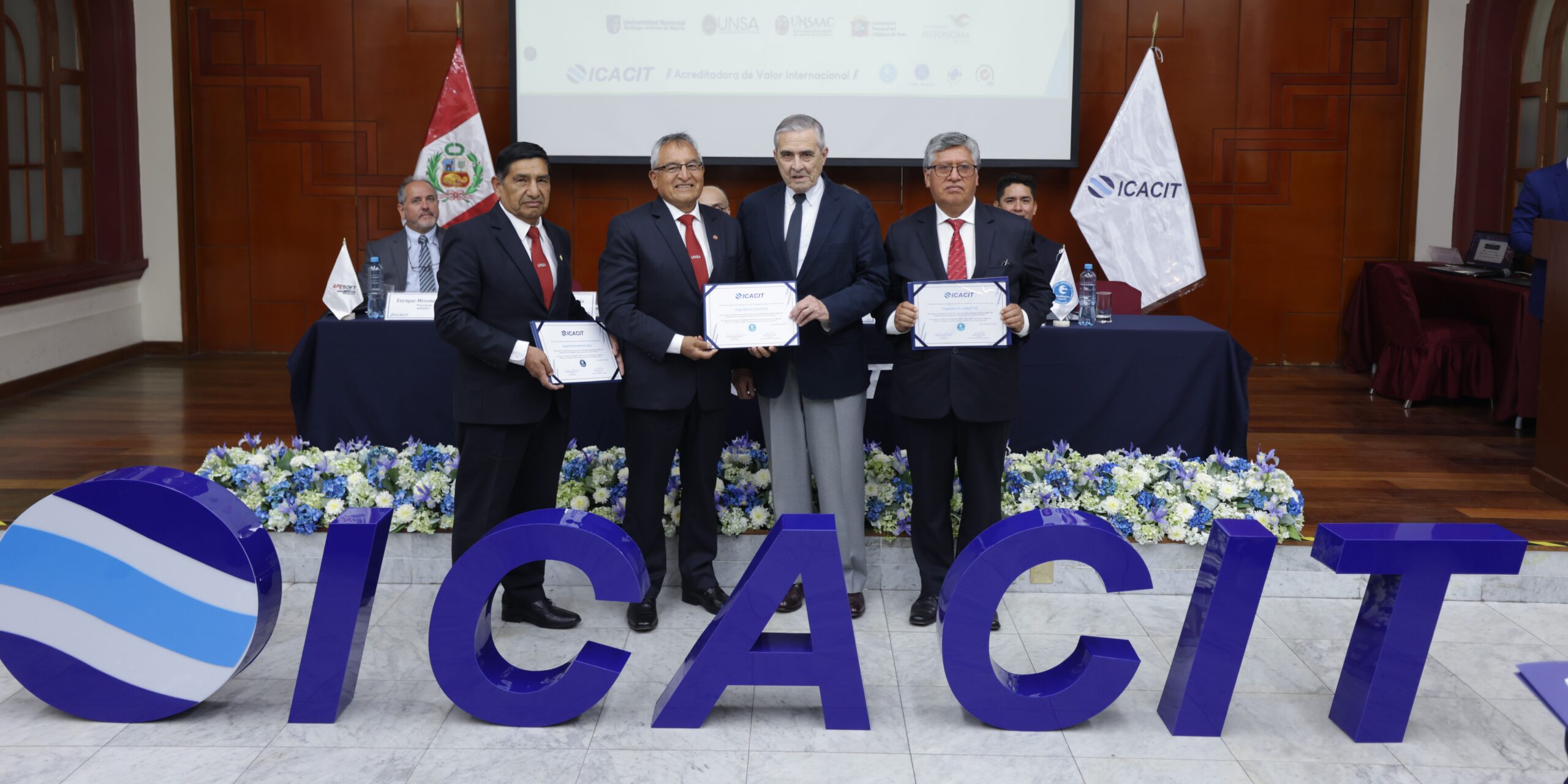 UNSA consolida su liderazgo académico con ocho programas reacreditados por ICACIT en 2025