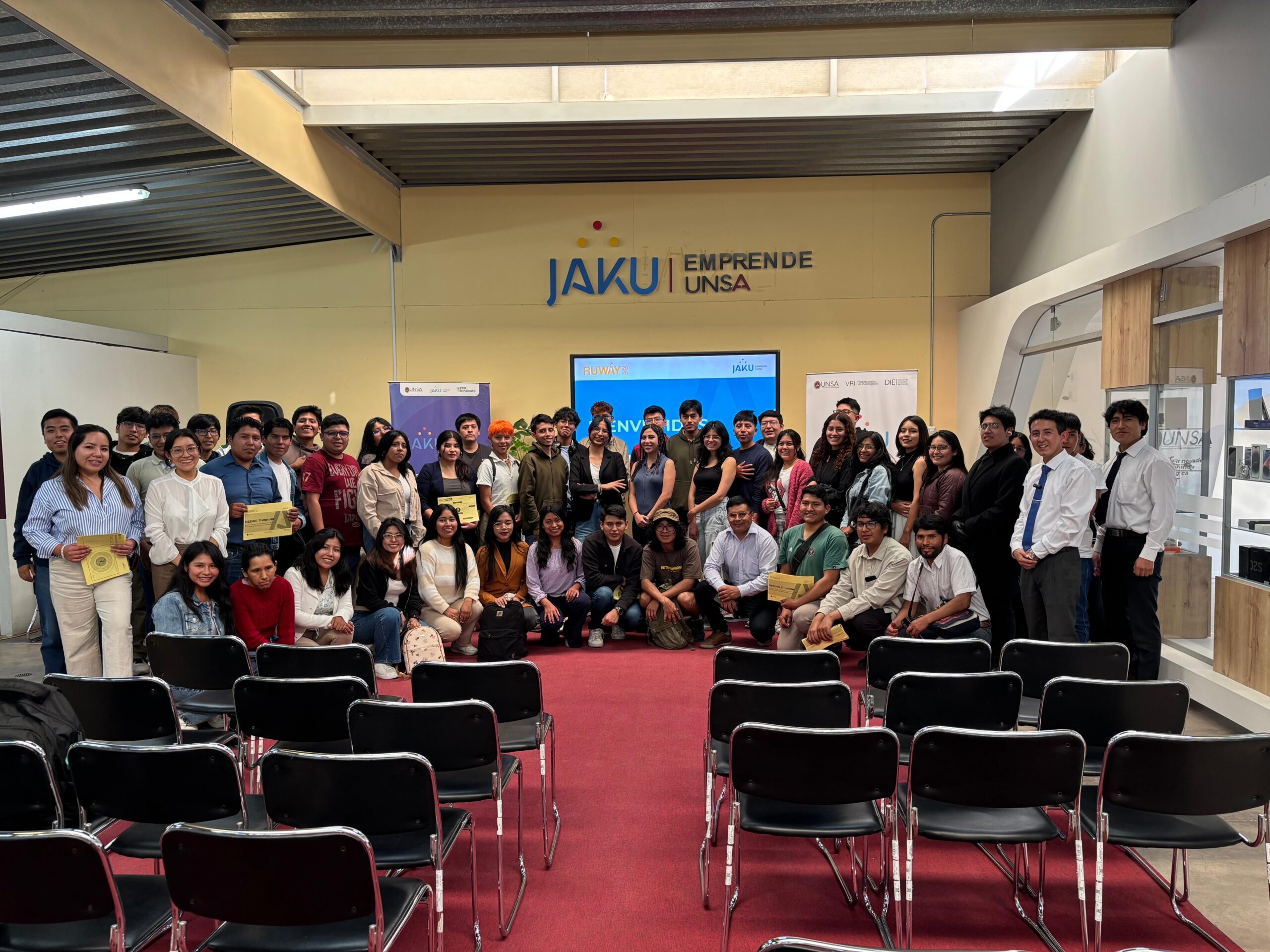JAKU Emprende UNSA lanza programa de voluntariado con enfoque de servicio-aprendizaje para estudiantes universitarios