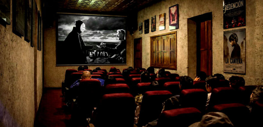 35 años proyectando cultura: la Sala de Audiovisuales de la UNSA celebra su aniversario