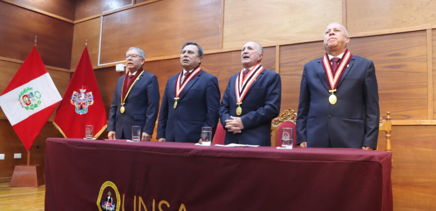 84 años: Contabilidad, cuna de facultades que guía con humanidad