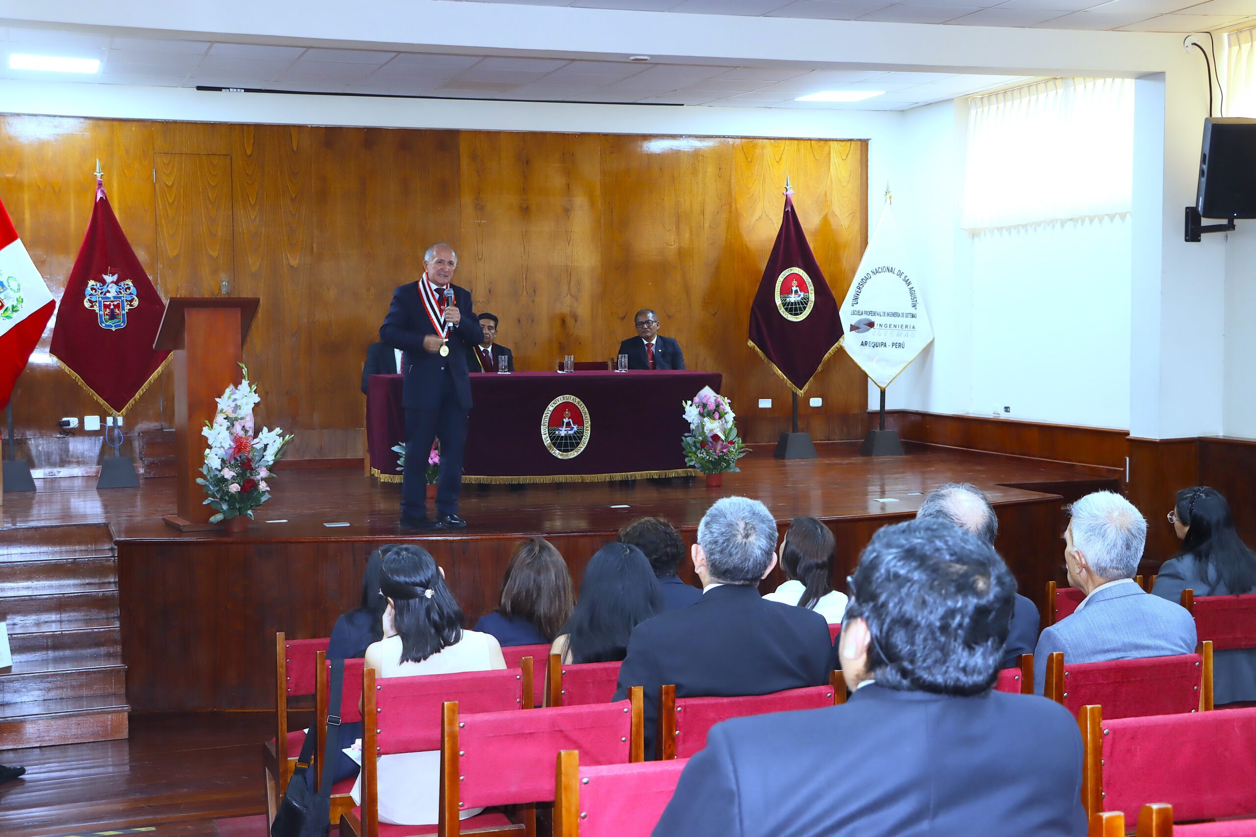 Ingeniería de Sistemas de la UNSA celebra 31 años y destaca su acreditación internacional ABET