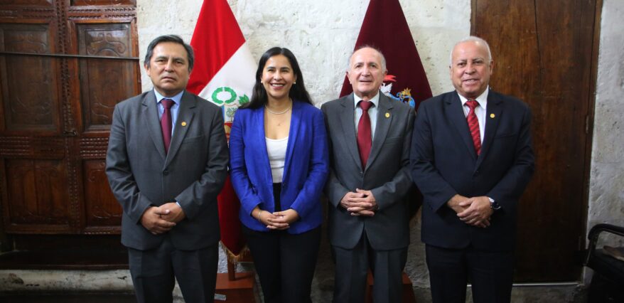 UNSA proyecta nuevas carreras para fortalecer filial de Camaná